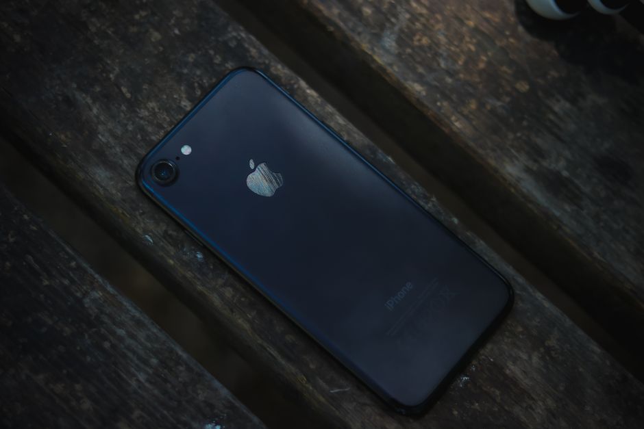 iPhone не включается: что делать