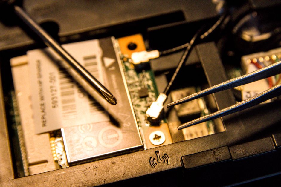 Ноутбук показывает чёрный экран после обновления Windows